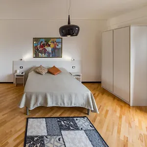 ** Bed & Breakfast Opera House Italy