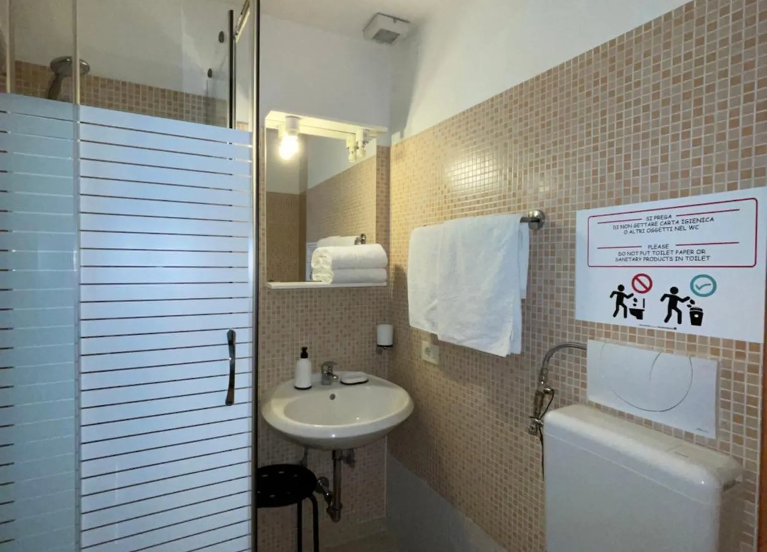 Guest House Meret Rom Bed & Breakfast